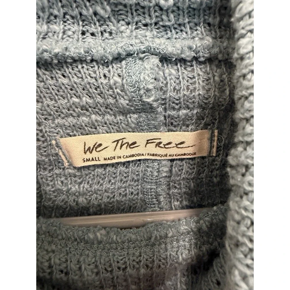 We The Free Women’s Small Turquoise Turtleneck Sweater Lightweight Boho Cottage